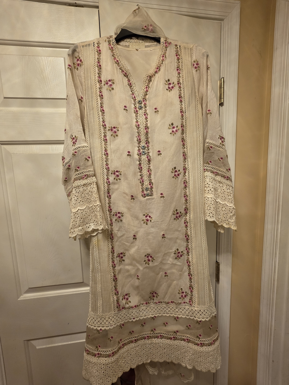 3 Piece Original Farah Talib Aziz Shirt, Inner And Dupatta